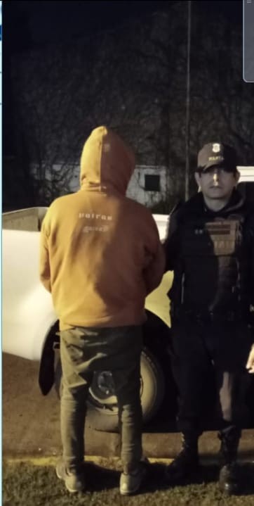 Robo y aprehensión de un hombre