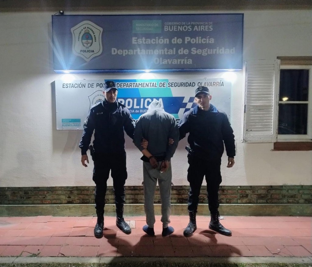 Barrio Pueyrredón: Apuntó a un policía, gatilló, pero la bala no salió