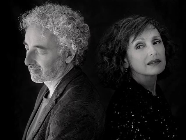 “La Música de verdad es en vivo, el disco es una fotografía de la música”