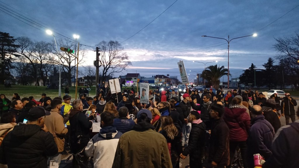 Hubo movilización, y algunos disturbios, por el aprehendido fallecido en la Primera