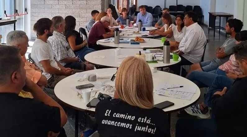 Municipales acordaron un bono no remunerativo en tres partes