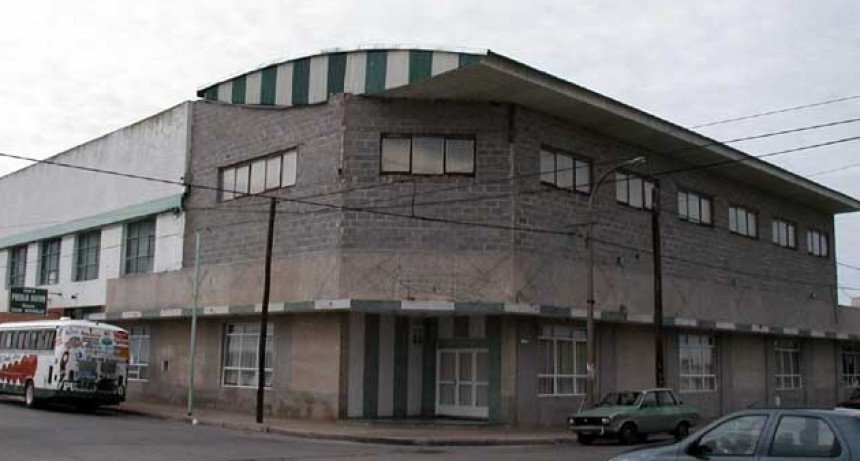 Feria dominguera en Club Pueblo Nuevo