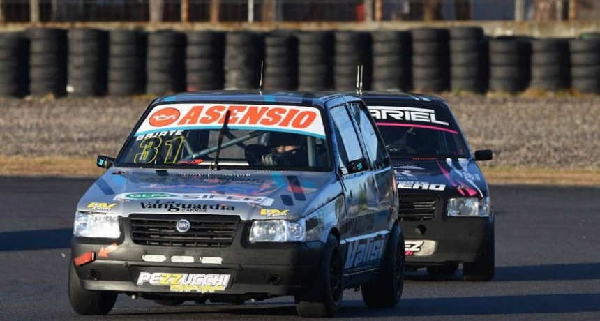 Tarde de clasificación para el Turismo Pista