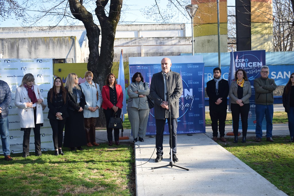 Cientos de estudiantes participaron de la Expo UNICEN en Olavarría