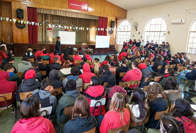 ‘Escuelas Sin Discriminación’ :En tres meses el INADI ya brindó talleres para más de 2000 estudiantes de Olavarría