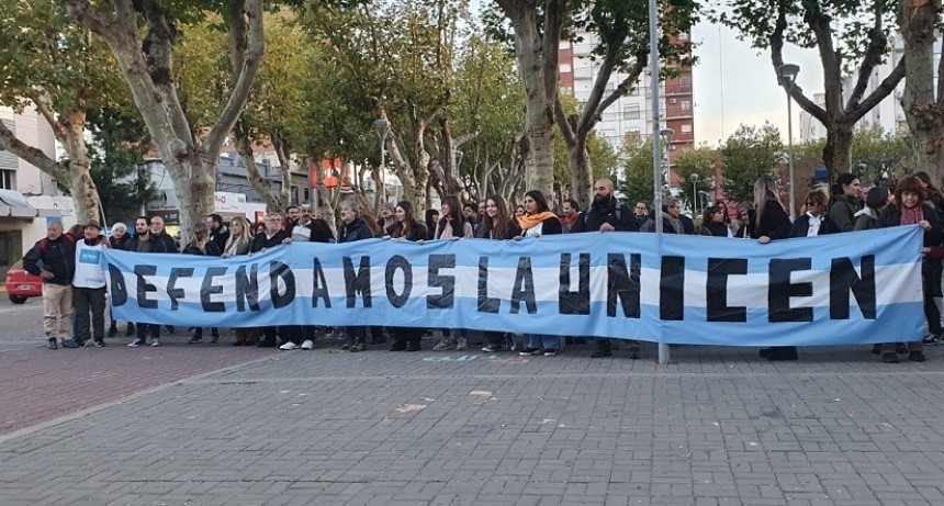 Docentes universitarios: “Los salarios no nos alcanzan para vivir”