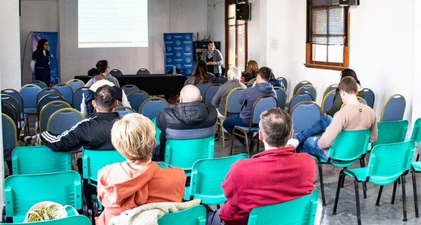 Se desarrolló la charla «Panaderías, requisitos para su habilitación y correcto funcionamiento»