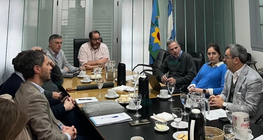 Endere se reunió con autoridades de la Unión Industrial de la Provincia