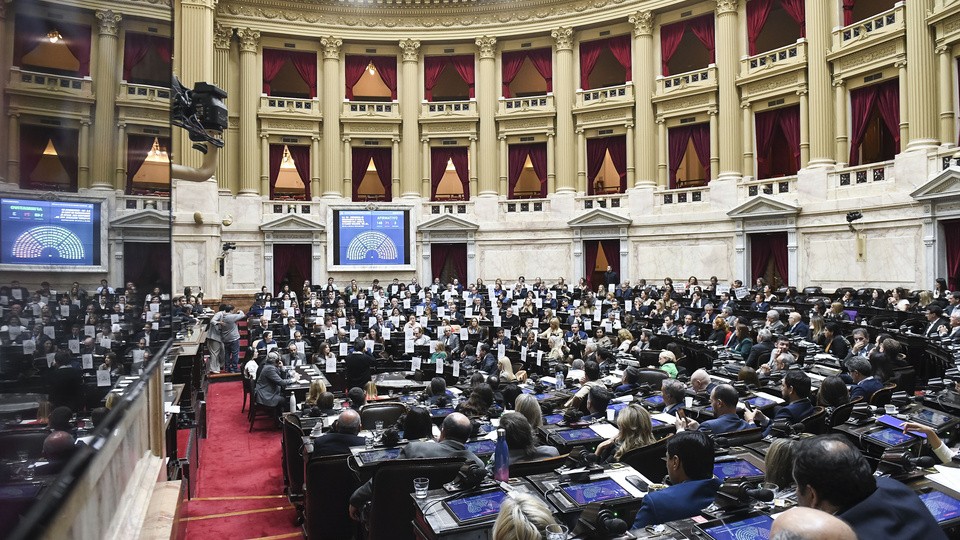 Nuevamente dan media sanción a la ley de financiamiento universitario