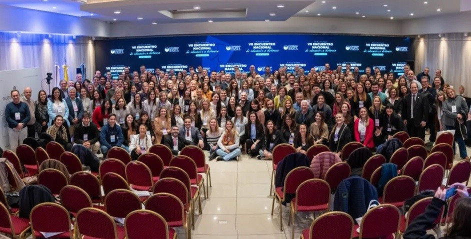 El Centro de Estudios Universitarios de Coopelectric participó de un Encuentro Nacional de Educación a Distancia