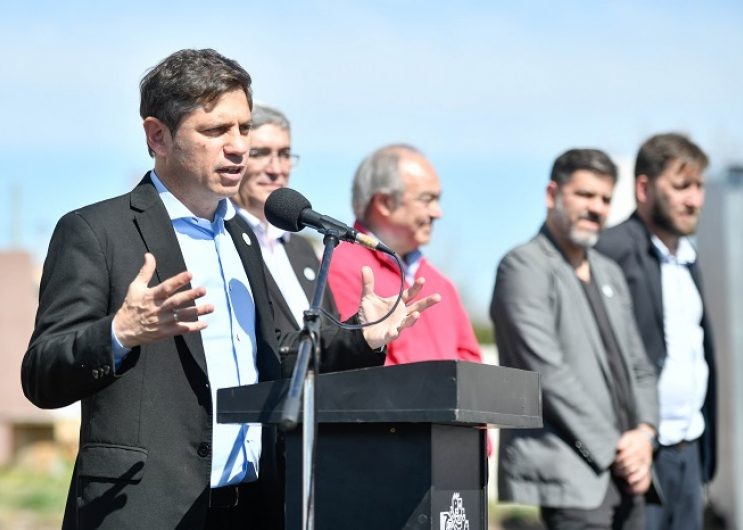 Kicillof entregó viviendas en Tapalqué e inauguró un Mercado Bonaerense Fijo