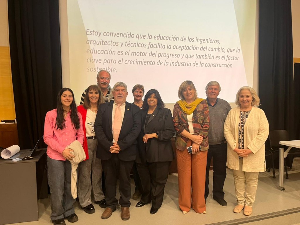 Fabián Irassar es el primer profesor de la FIO que se incorpora a la Academia de Ingeniería de la Provincia