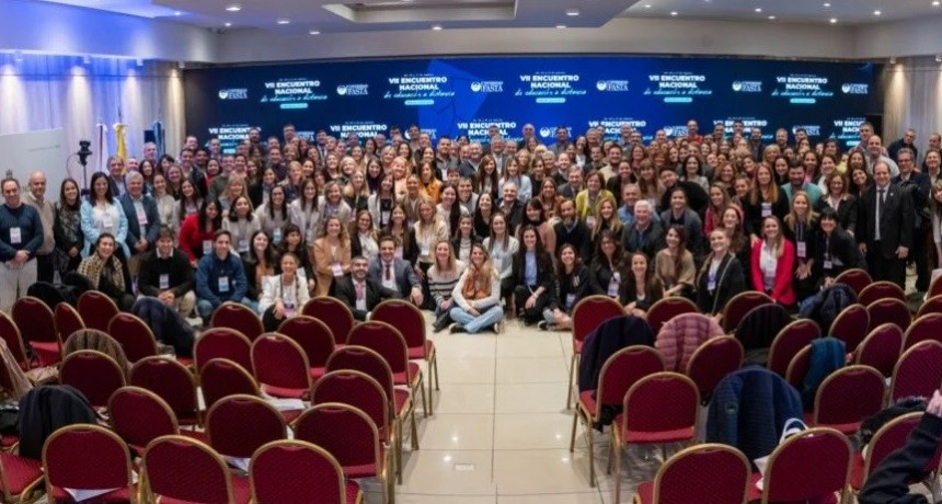 El Centro de Estudios Universitarios de Coopelectric participó de un Encuentro Nacional de Educación a Distancia