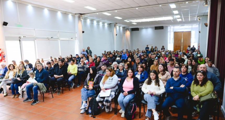 Más de 160 familias olavarrienses firmaron las escrituras de su vivienda