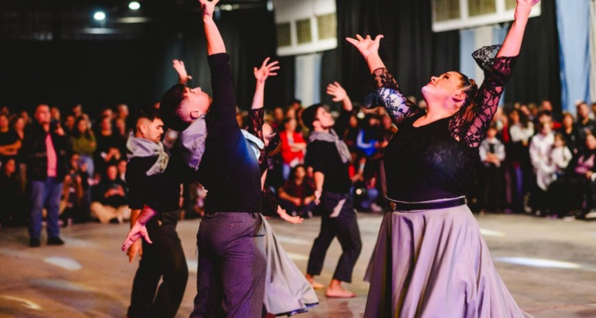 Peña abierta por el día del Bailarín Folklórico Argentino en la Casa del Bicentenario