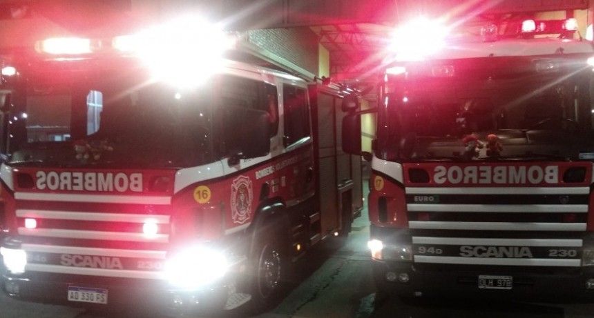 Incendio de vehículo en el barrio Matadero