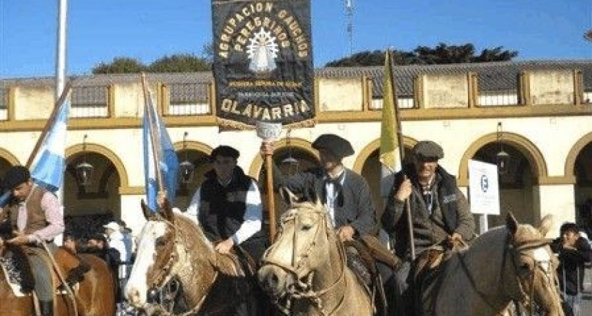 Parten los gauchos peregrinos de San José