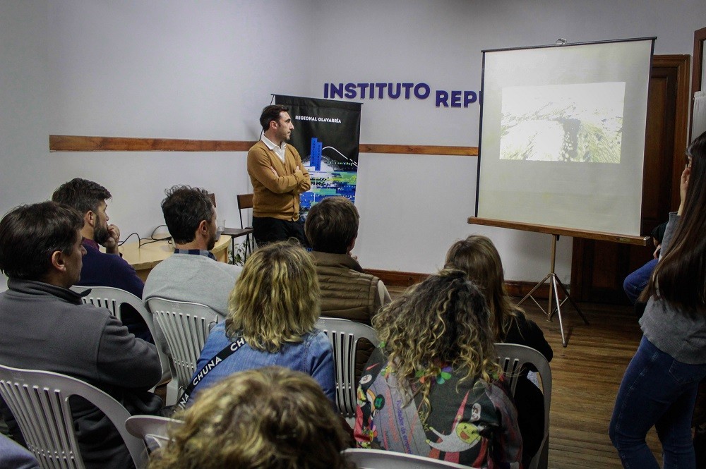 Se realizó la charla sobre Turismo en el Instituto República