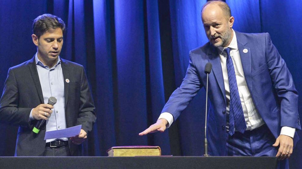 Tras la salida de Insaurralde, Kicillof busca disolver la Jefatura de Gabinete