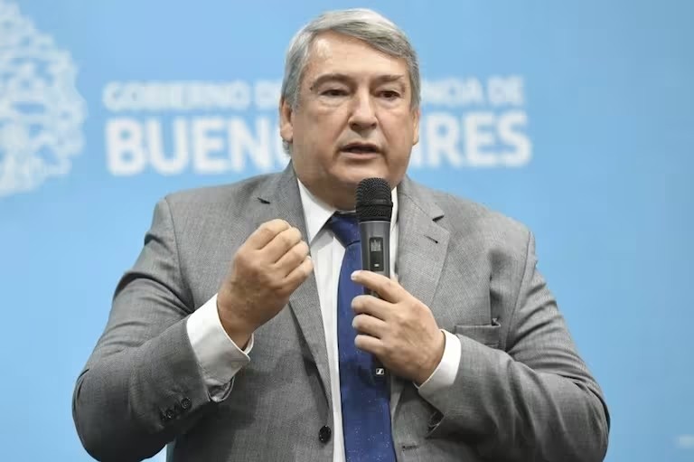 D’onofrio: “El transporte de pasajeros debe seguir siendo eso, y no solo un negocio”