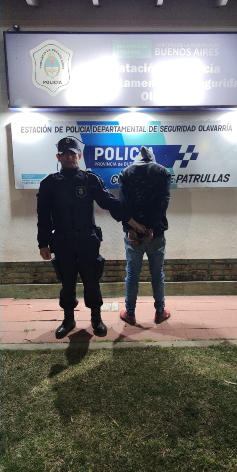 Detuvieron a un joven que tenía un arma de fuego