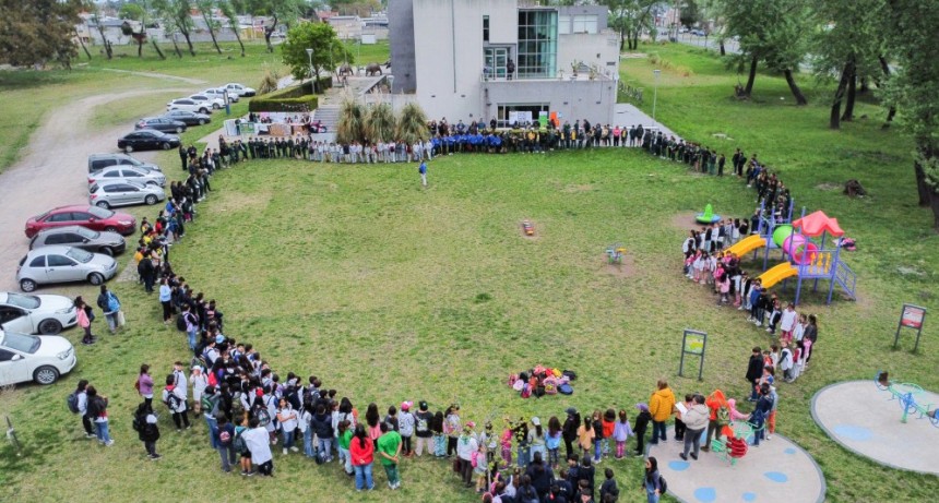 Comenzaron las jornadas por la Semana de la Conciencia Ambiental organizadas por el Municipio y Educación