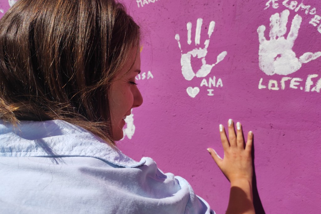 Día de la No violencia hacia las mujeres: DPG pintó un mural en su sede