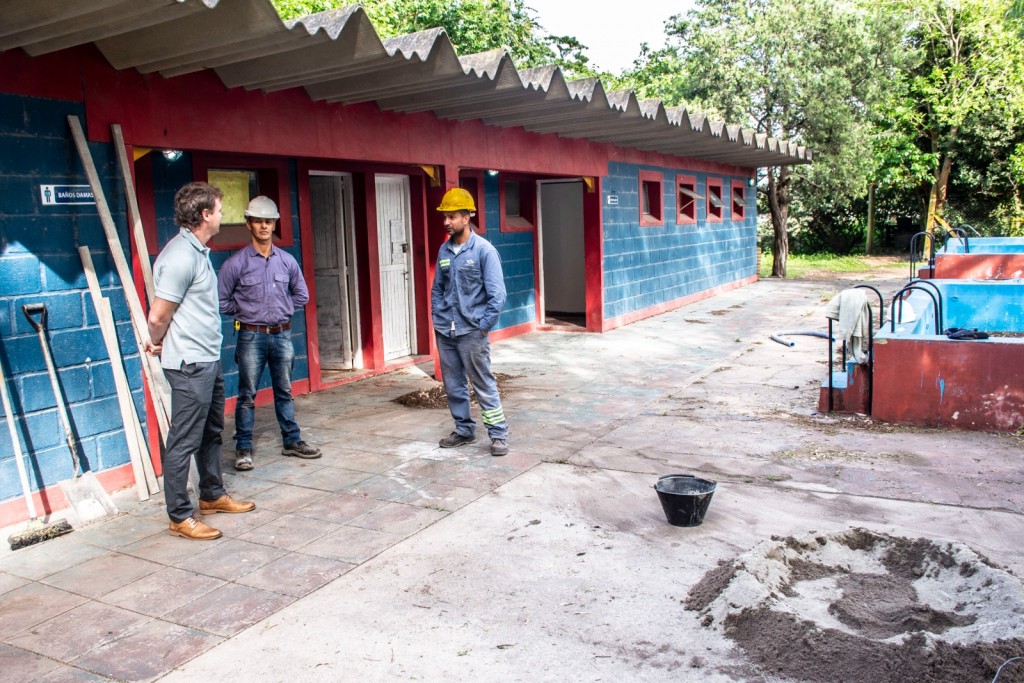 El intendente Wesner recorrió obras de mejoramiento en el piletón del Bioparque La Máxima