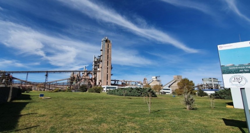 Camargo continúa negociando la venta de Loma Negra a siderúrgica brasileña