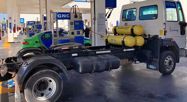 Ante el retraso de la sanción de una norma para cargar GNC a camiones, estacioneros se reunieron con Enargas