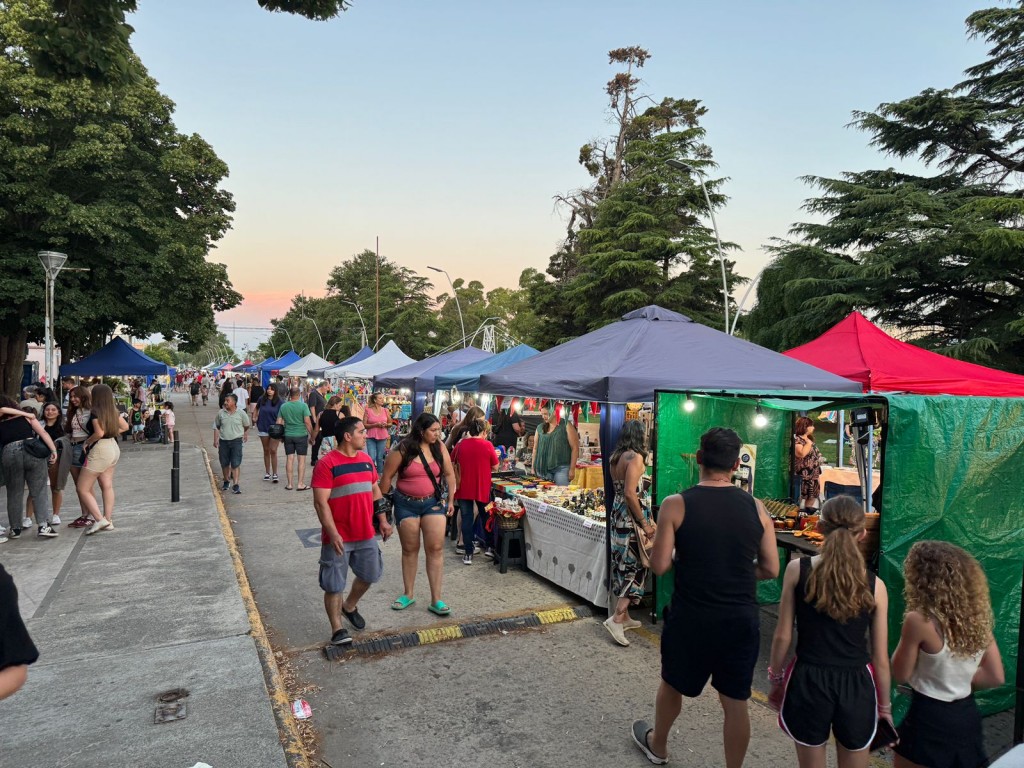 Importante concurrencia en una nueva edición de Atardecer de Feria