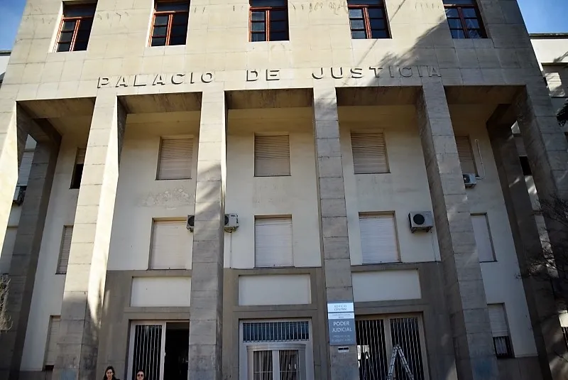 Condenan a docente olavarriense acusado de abuso