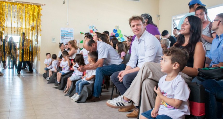 Wesner participó del acto de egresados del Jardín 'Rincón Feliz'