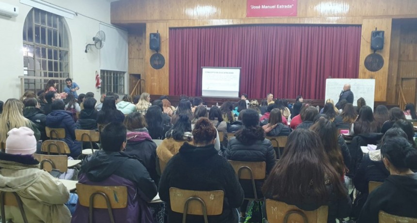 Por decisión de Jefatura Regional y Distrital, el Instituto 130 se traslada a la Escuela Técnica N°2