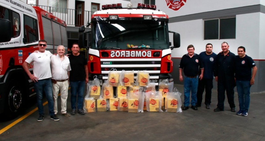Bomberos recibió una importante donación de una juguetería